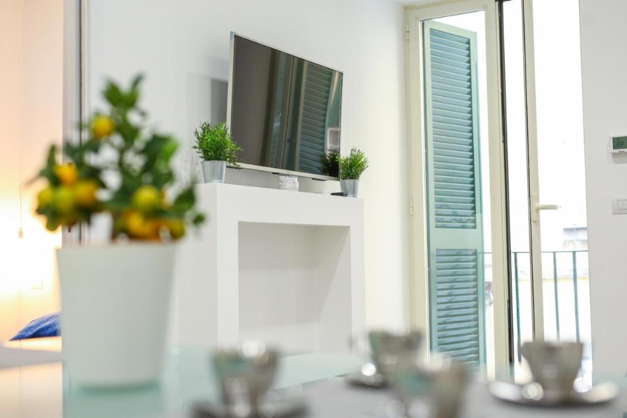 Scugnizzo Apartment Naples Exterior photo